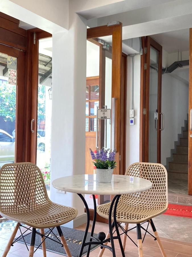 Valentier Cafe And Hotel Chiang Mai Luaran gambar