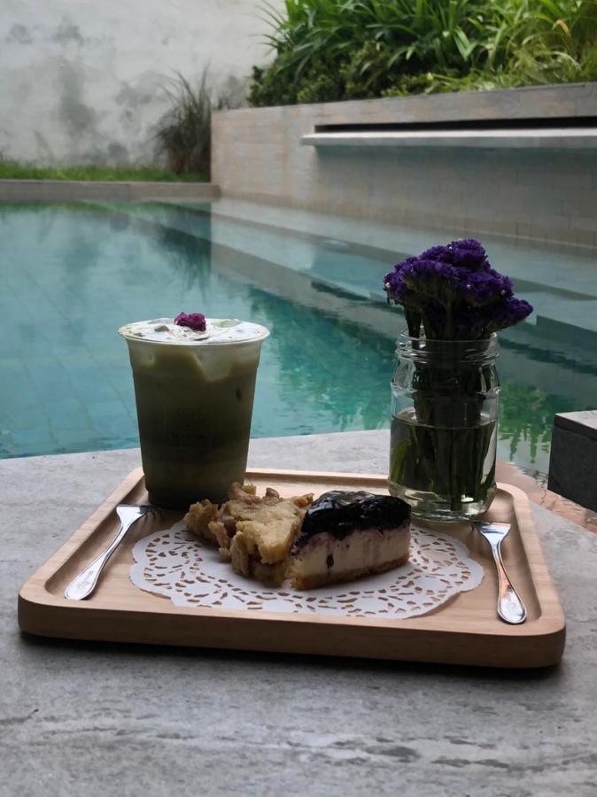 Valentier Cafe And Hotel Chiang Mai Luaran gambar